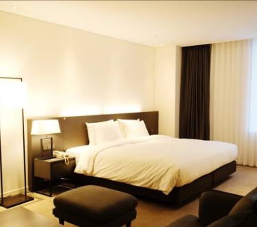 Sky View Hotel