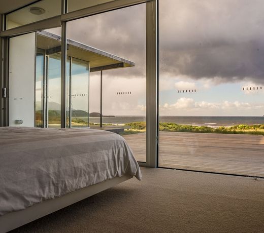 Bruny Island Lodge