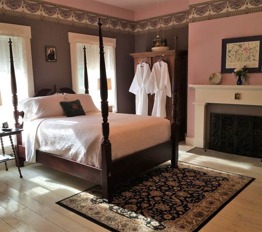 Old Caledonian Bed and Breakfast