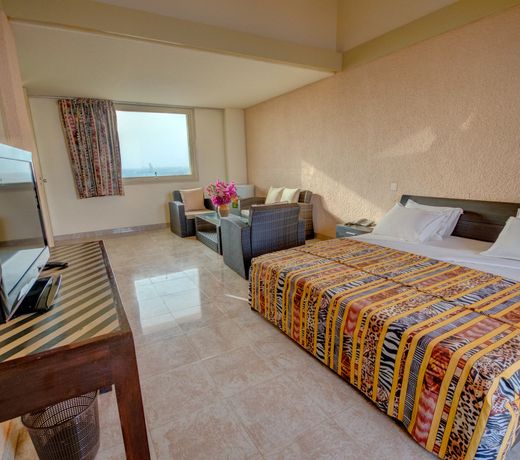 Hotel Ngor Diarama