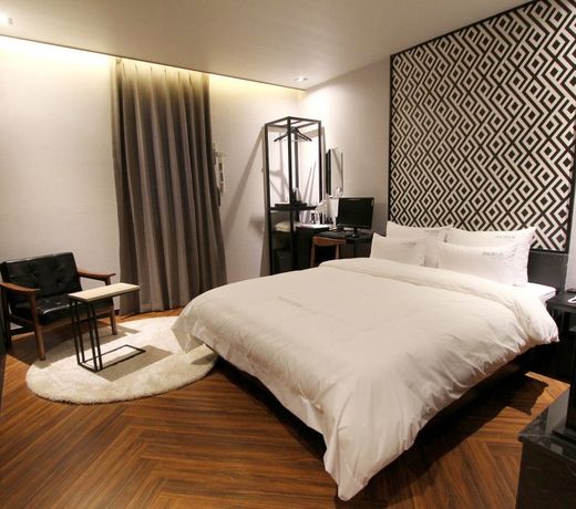 2 Heaven Hotel Nampo