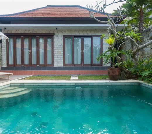 ZEN Rooms Tampak Siring