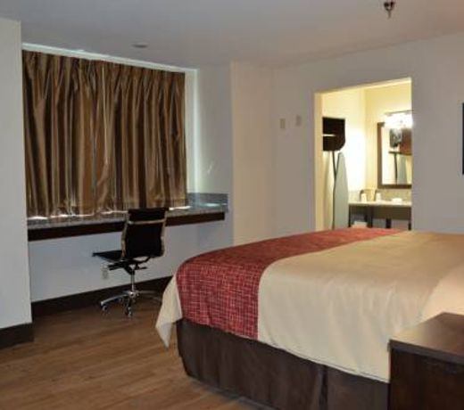 Red Roof Inn & Suites Sacramento North