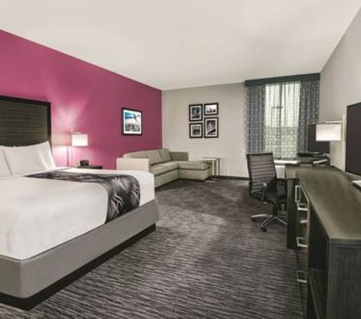 La Quinta by Wyndham Dallas Grand Prairie North