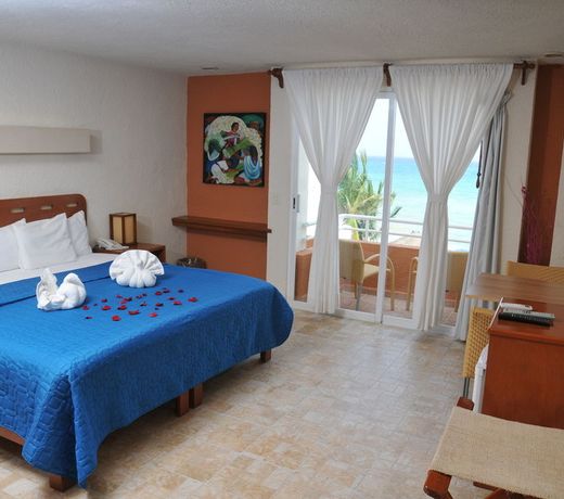 Playa Maya by MIJ - Beachfront Hotel