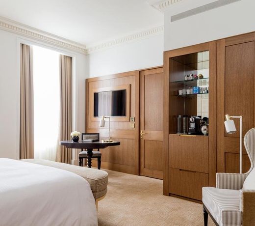 Four Seasons Hotel London at Ten Trinity Square