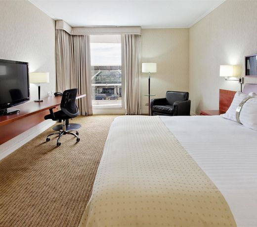 Holiday Inn Santiago - Airport Terminal, an IHG Hotel
