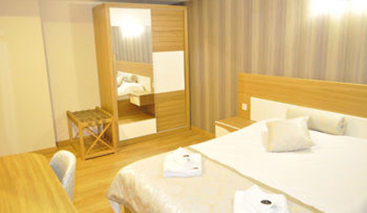 Shah Inn Hotel