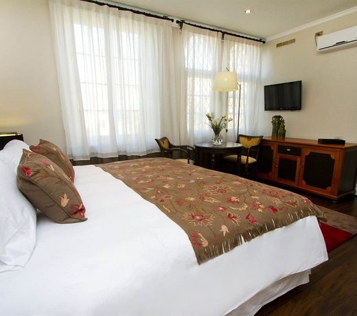 Casa Bueras Boutique Hotel
