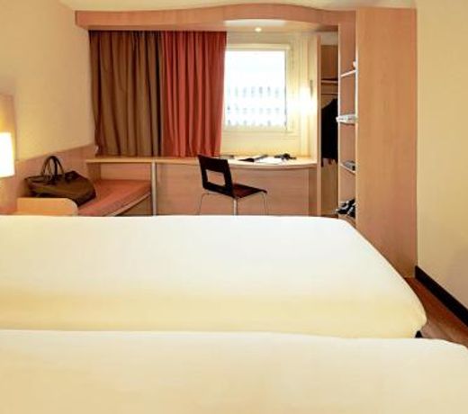 ibis Santiago Providencia