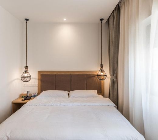 Kunming Noah's Ark Hotel