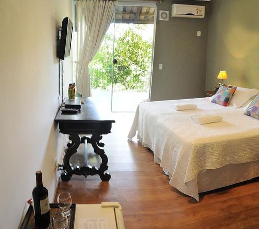 ALTOS DE SANTA TERESA GUEST HOUSE