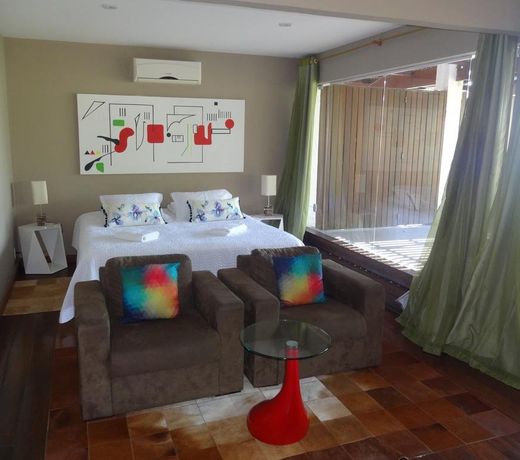 ALTOS DE SANTA TERESA GUEST HOUSE