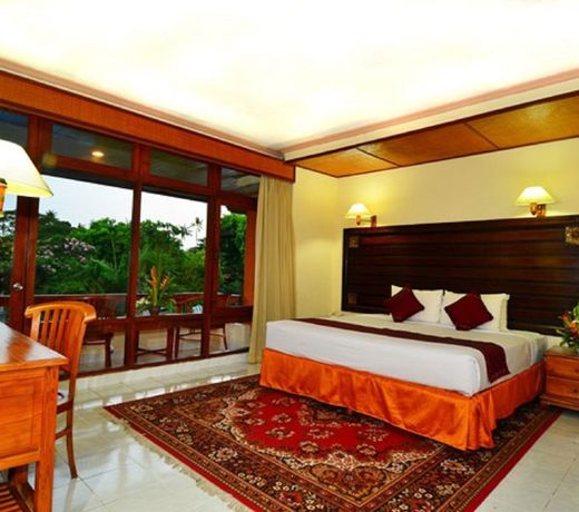 Inna Sindhu Beach Hotel & Resort
