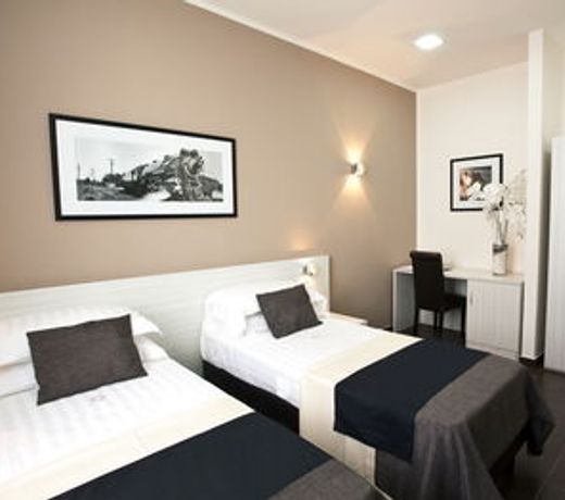 Stelle Hotel The Businest