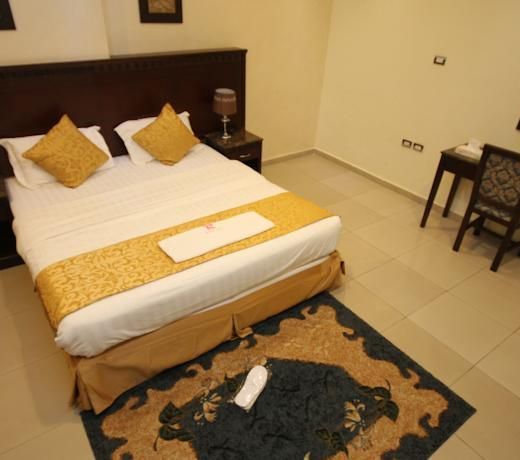 Al Thanaa Alraqi Furnished Apartments
