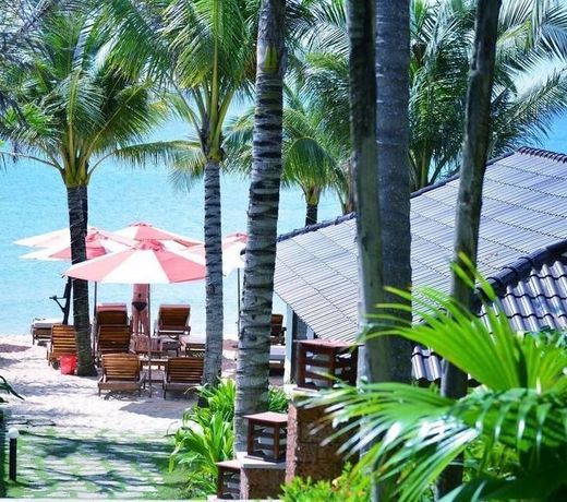 Coral Bay Resort