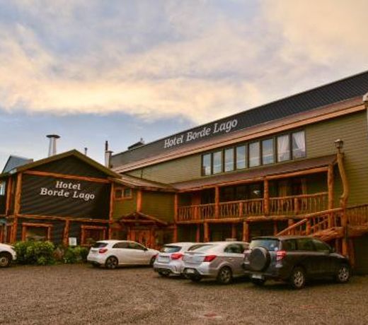 Hotel Borde Lago