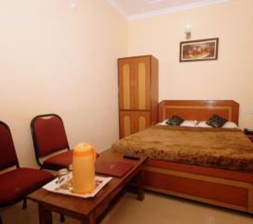 Hotel Anuj Regency