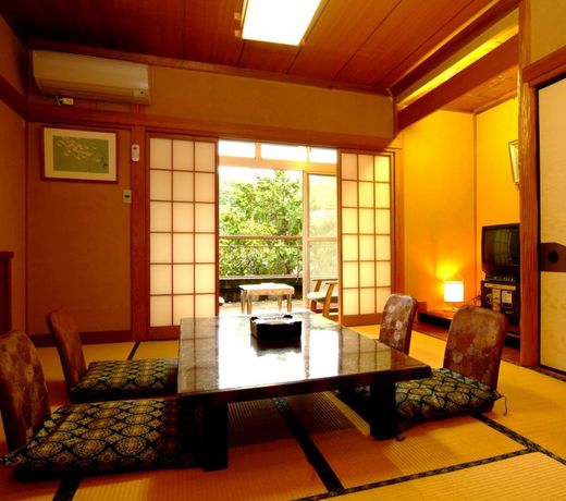 Komatsuya Hachinobou