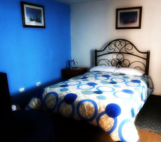 Hostal Isla Isabela