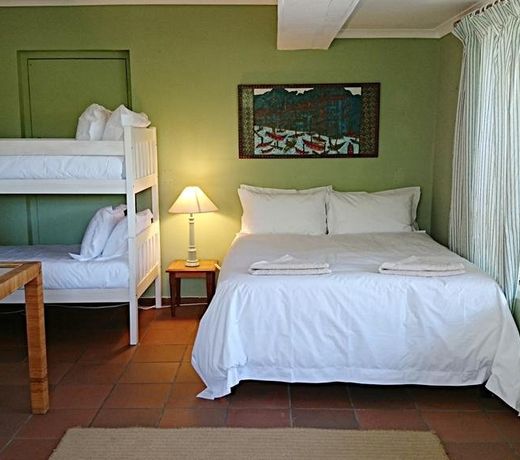 HOMEBASE KNYSNA BACKPACKERS