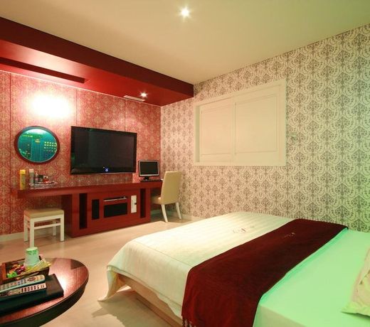 Cheonan B Hotel