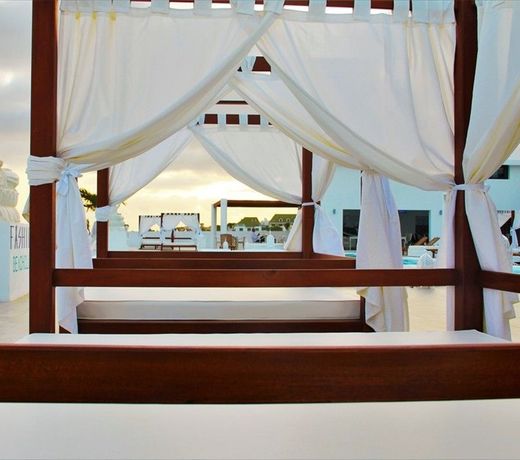 Hotel LIVVO Budha Beach