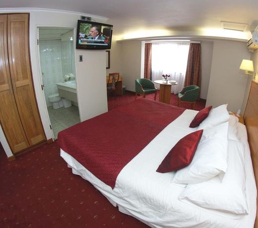 Hotel Gavina Express