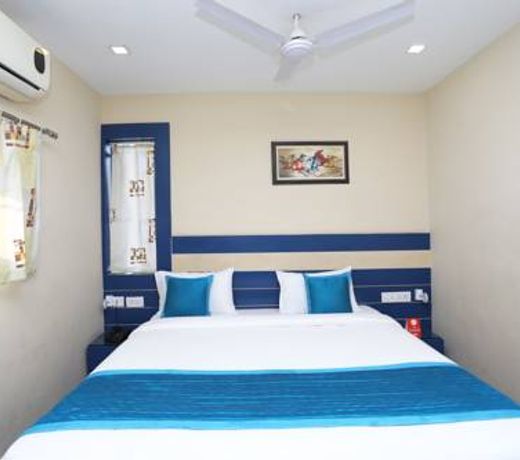 OYO 10284 Hotel Transit