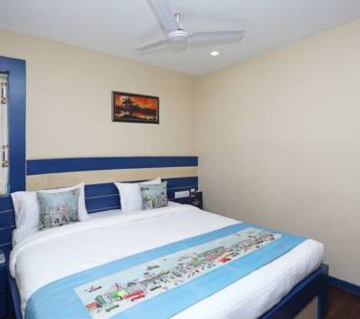 OYO 10284 Hotel Transit