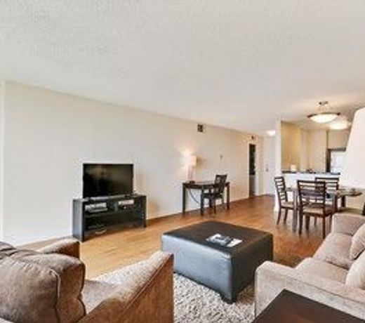 Global Luxury Suites at Via Marina