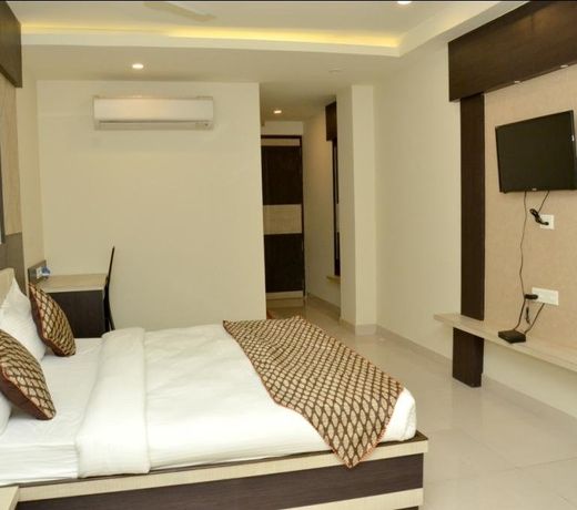 Ganges Grand