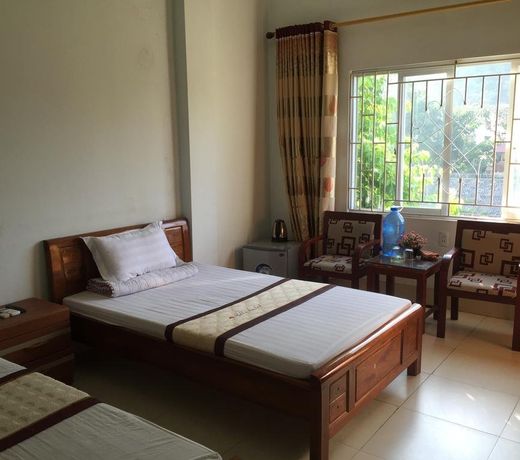 Golden Stone Hotel