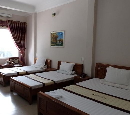 Golden Stone Hotel