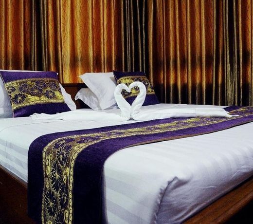 Ya Htike Hotel