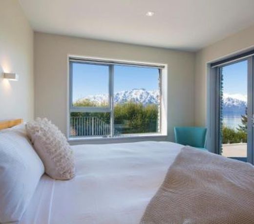 The Views, a Relax it's Done luxury holiday home