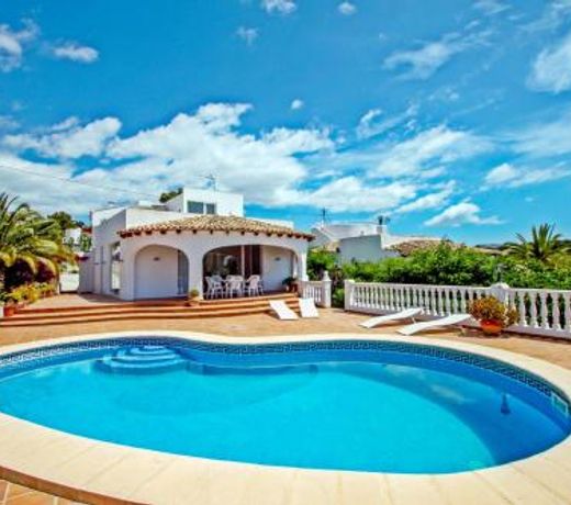 El Descanso - sea view villa with private pool in Benissa