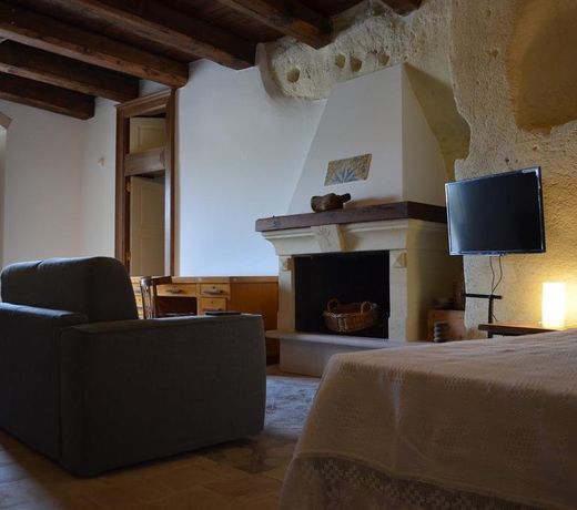 Locus Amoenus