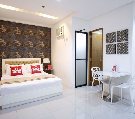 ZEN Rooms Pasay Airport Road