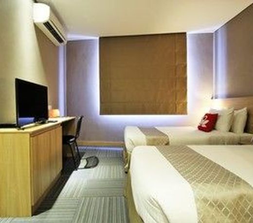 ZEN Rooms Madison 101 QC