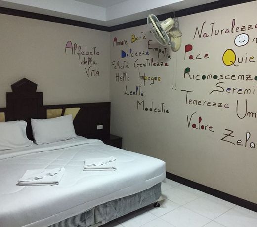 Lo Scoglio Guesthouse Hotel