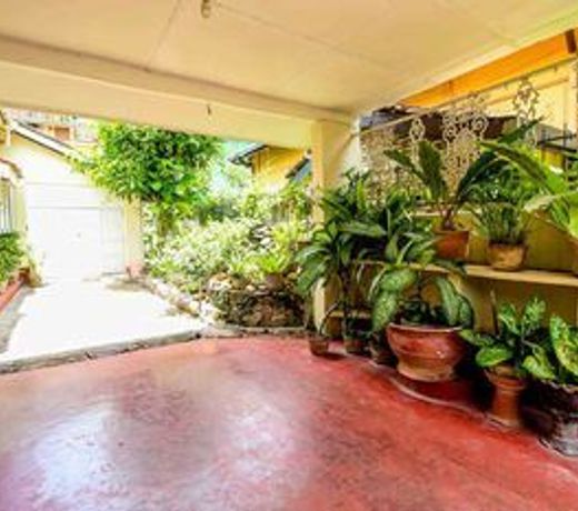 Yoho Colonial Charm Near the Beach