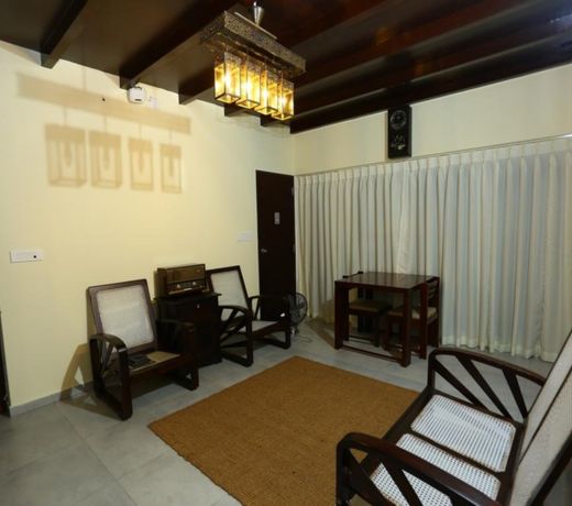 Crayons Guest House Munnar
