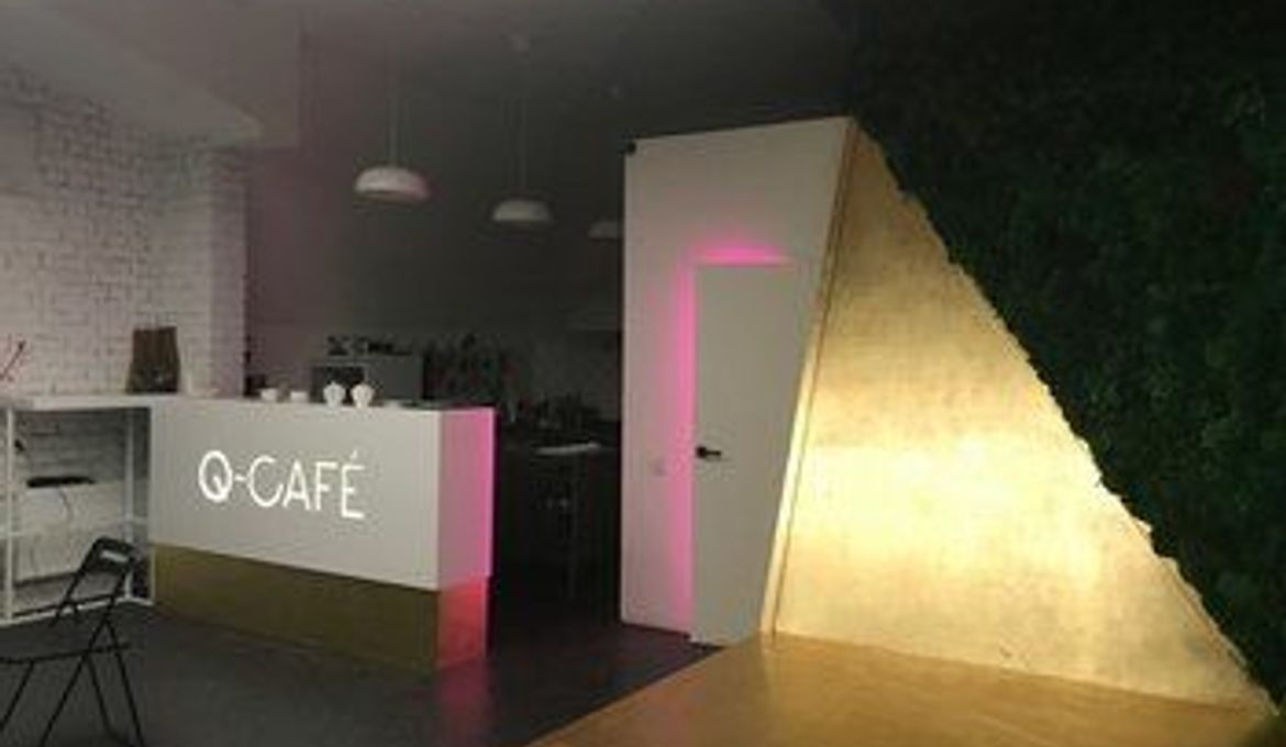 Q Art Hotel