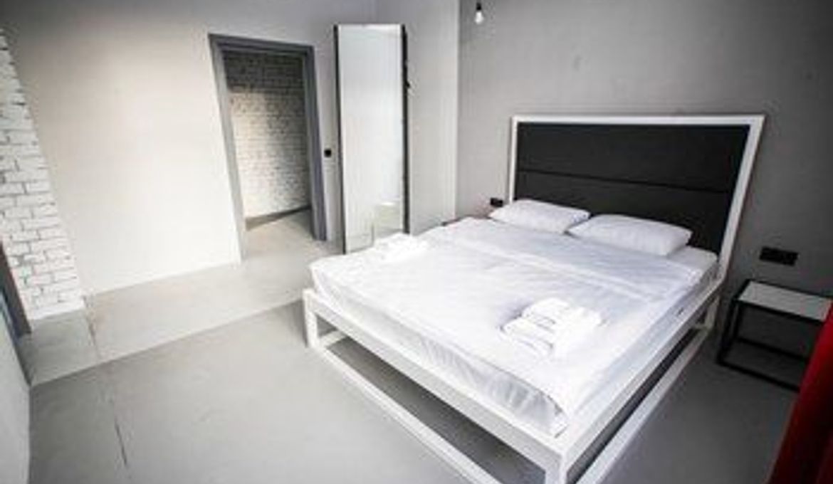 Q Art Hotel