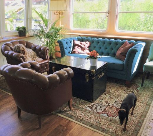 Selmas Hytt och Salong