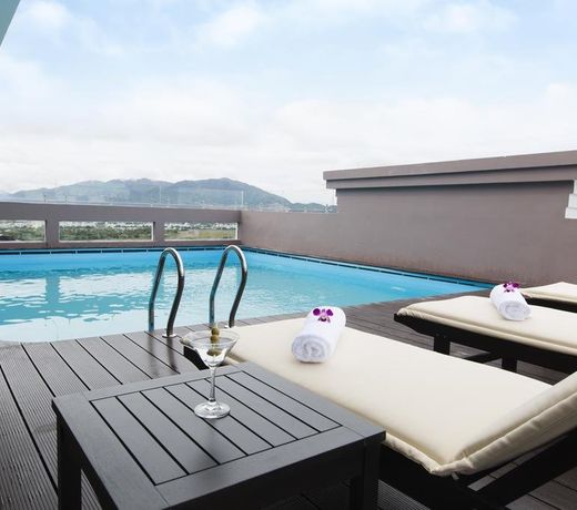 La Sera Hotel