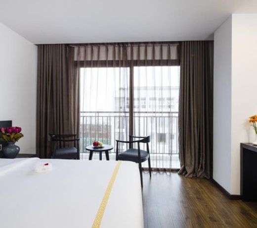 La Sera Hotel