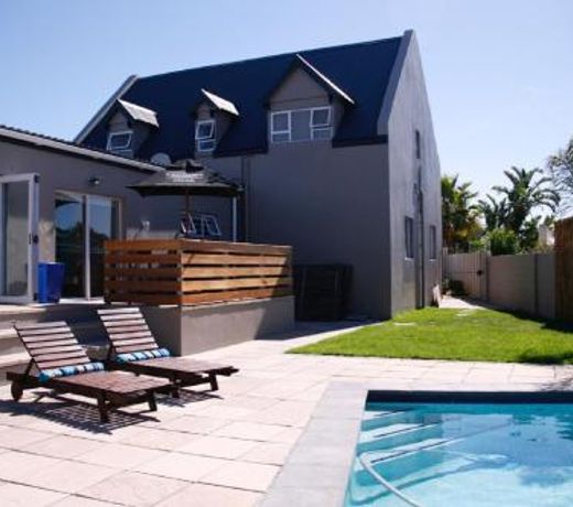 Clairwood Villa